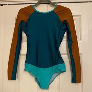 Seaa new without tags one piece swimsuit size large, green